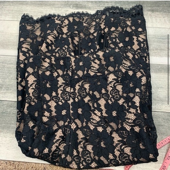 Cache dress - Picture 2 of 5